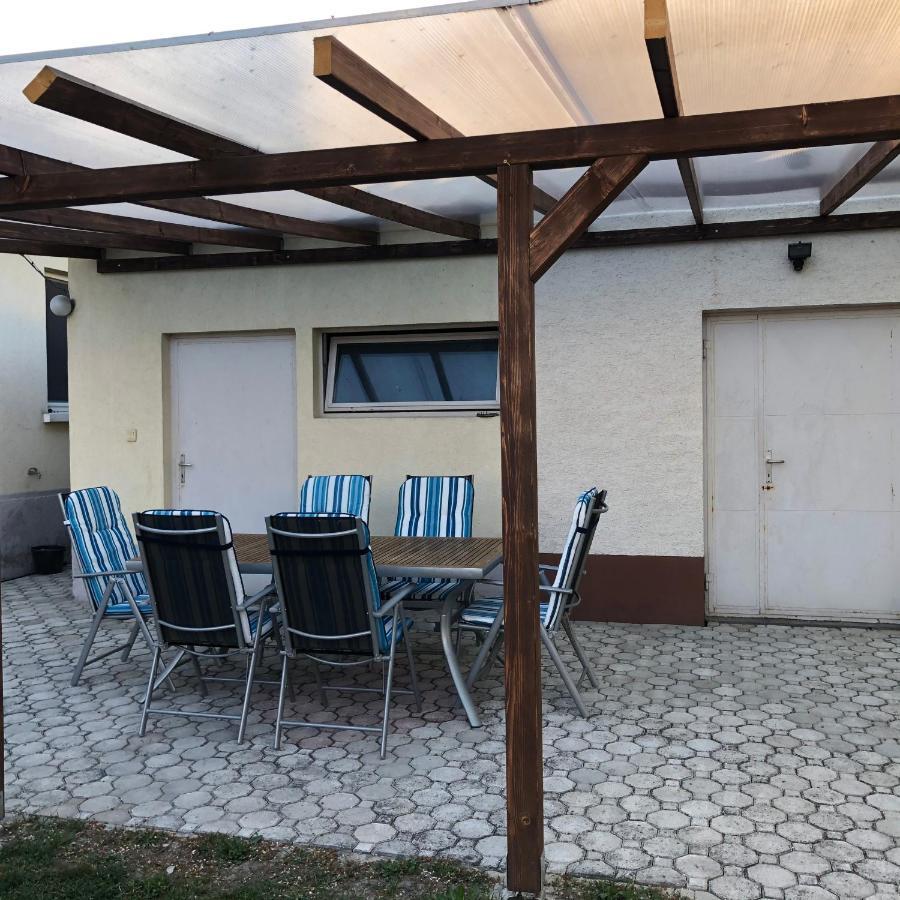 Elvira Vendeghaz Appartement Kisbodak Buitenkant foto
