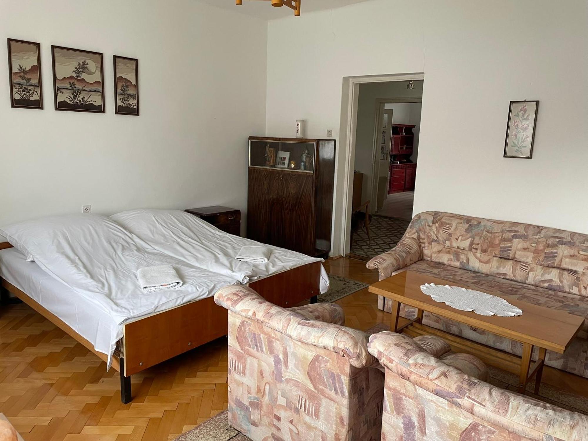 Elvira Vendeghaz Appartement Kisbodak Buitenkant foto